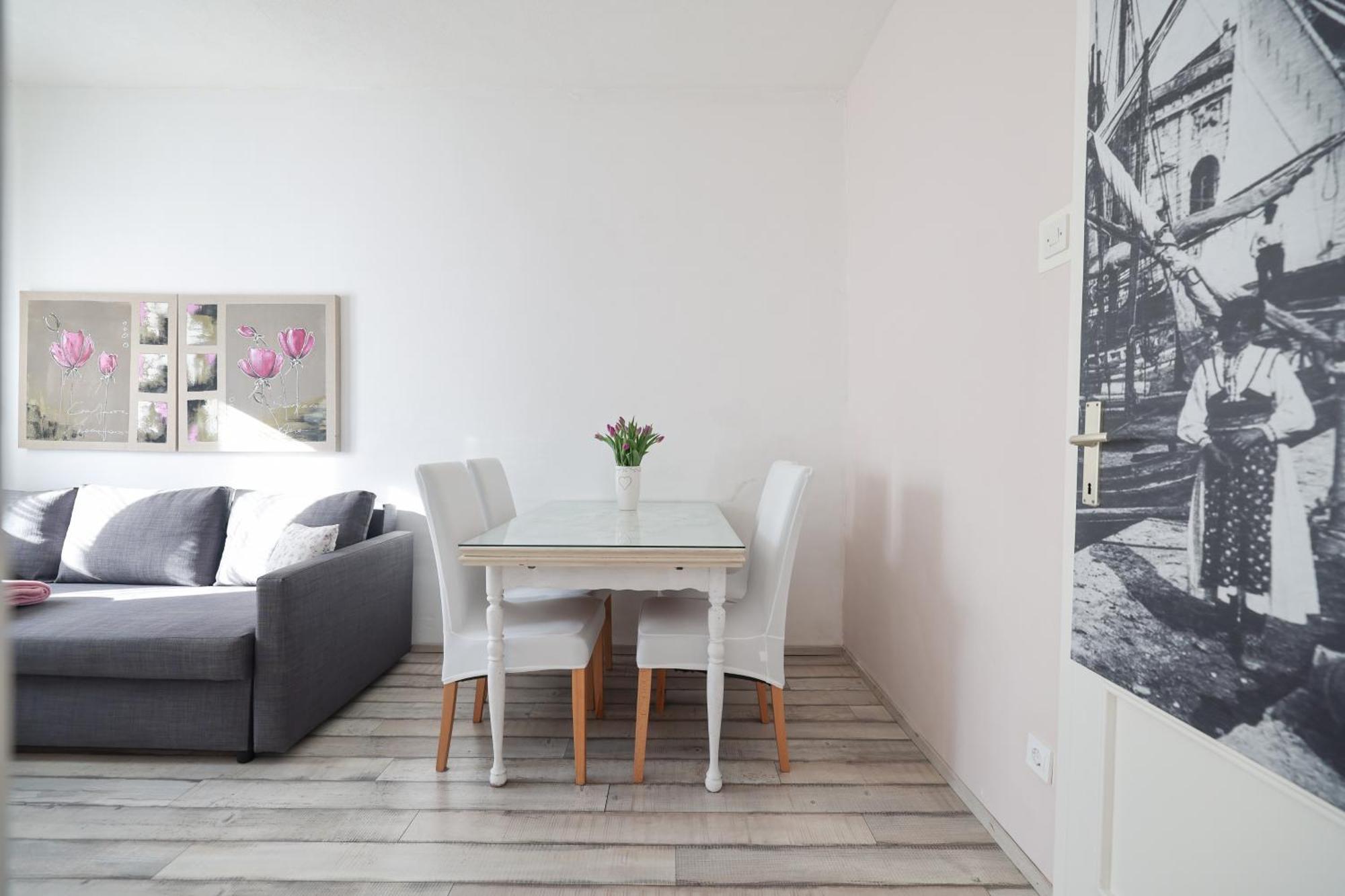Floresita Apartment
