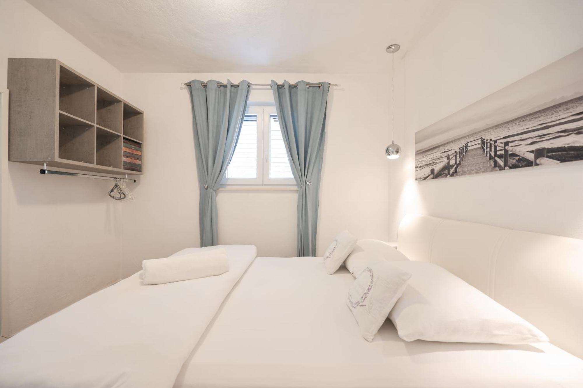 Floresita Apartment *
