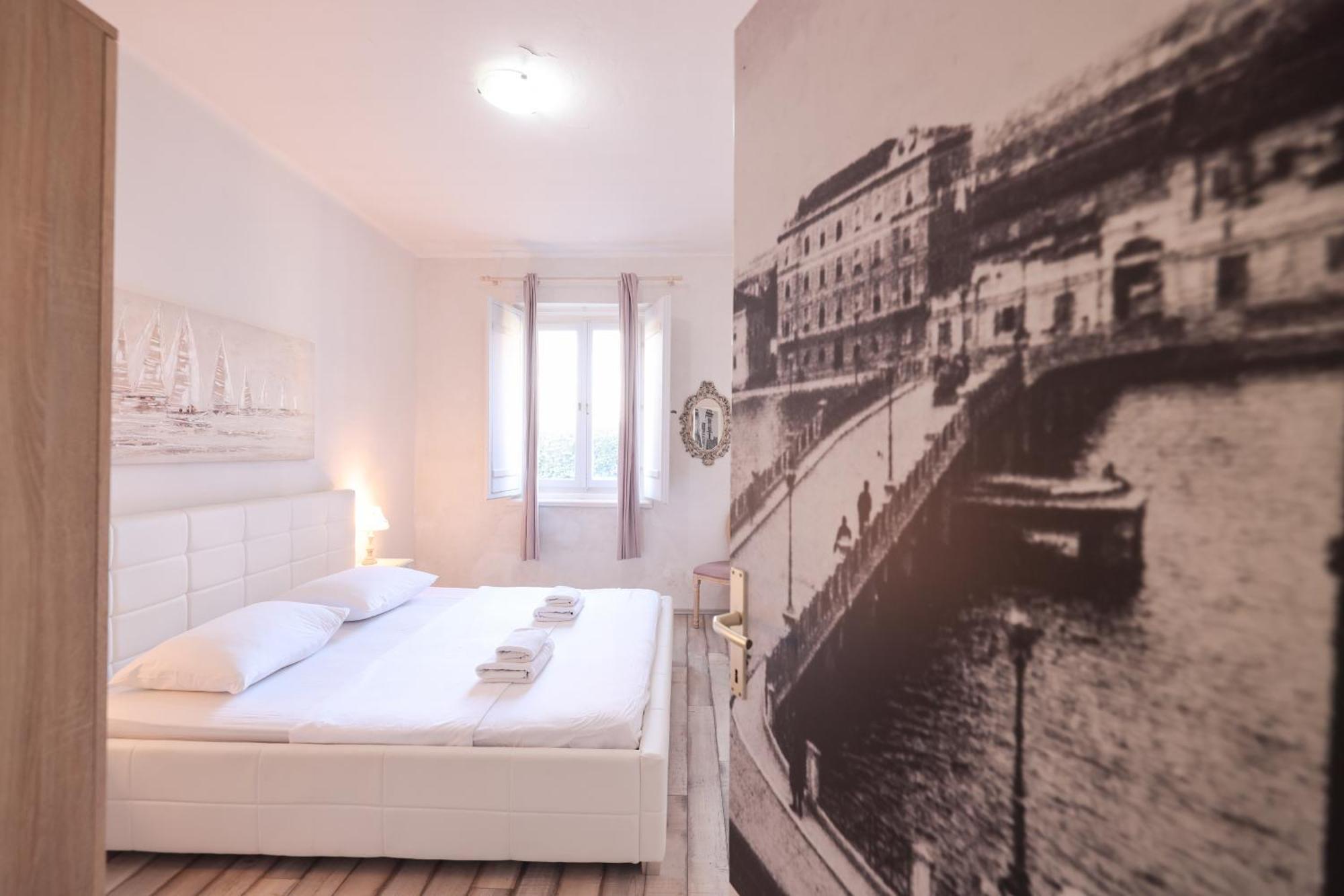 Floresita Apartment